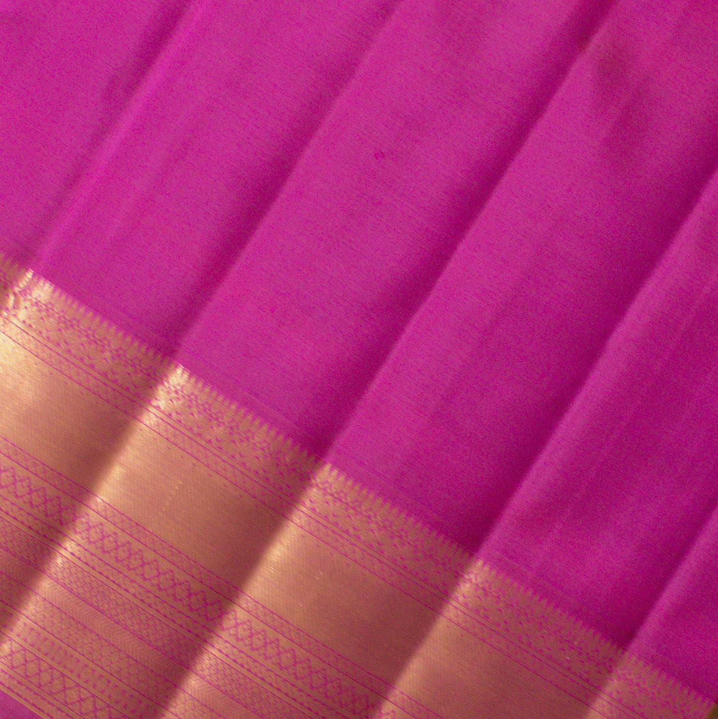 MALLIKARJUNA'S KANCHIVARAM HANDLOOM SILK SAREE - L443