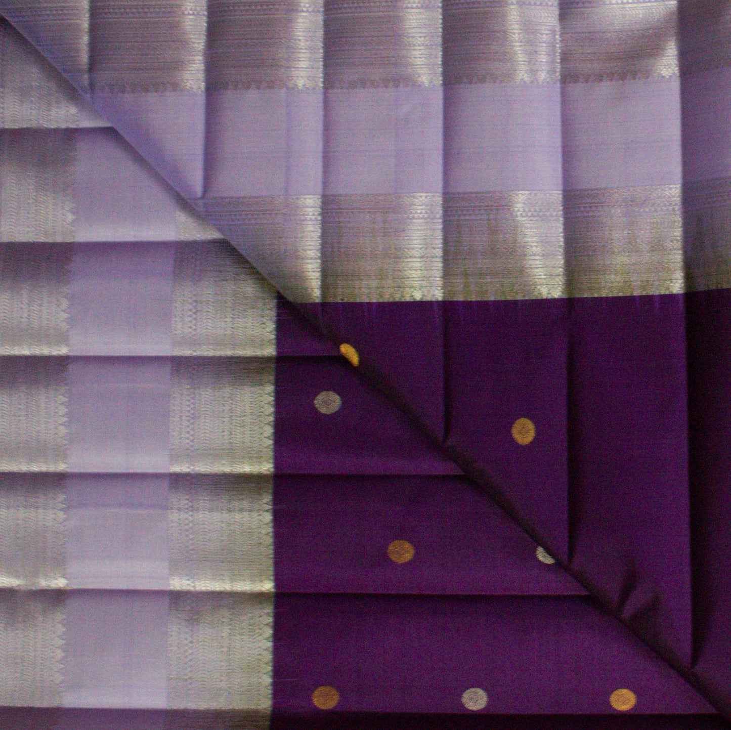 MALLIKARJUNA'S KANCHIVARAM HANDLOOM SILK SAREE - L401