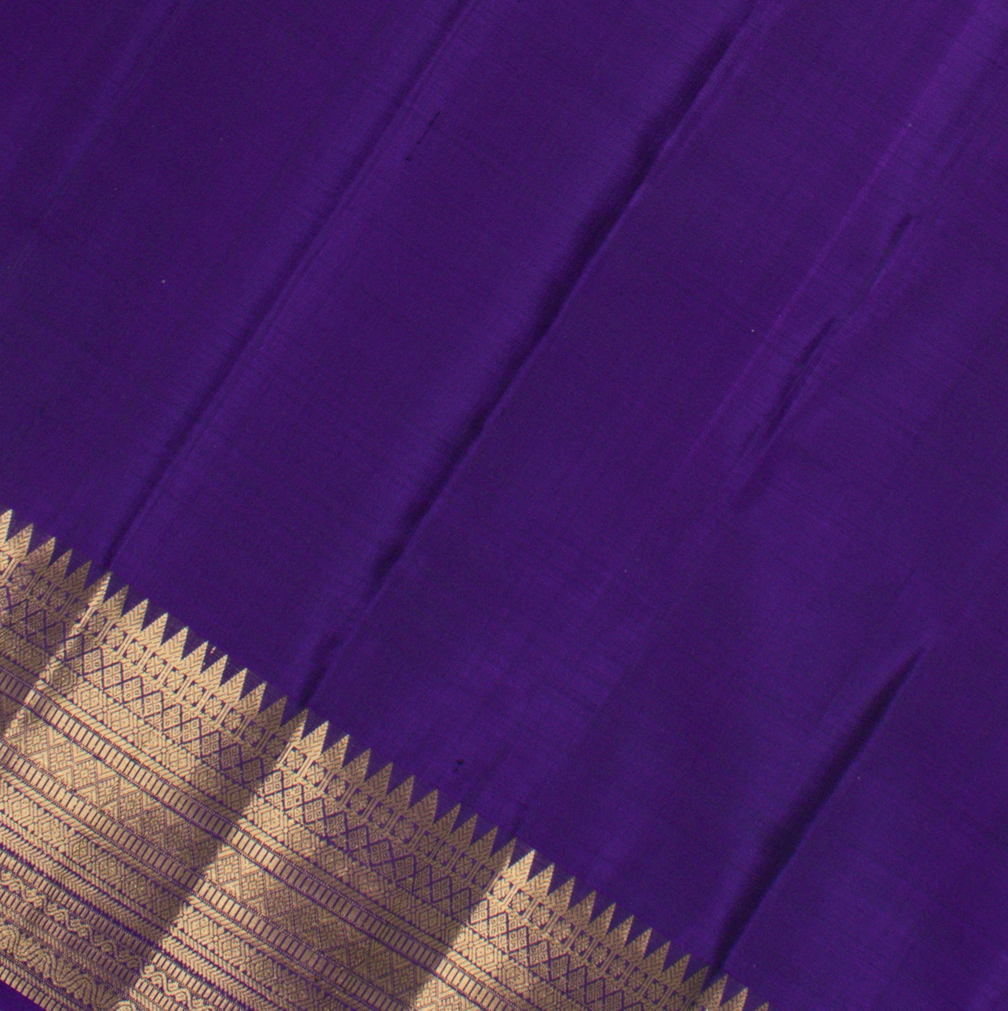 MALLIKARJUNA'S KANCHIVARAM HANDLOOM SILK SAREE - L423