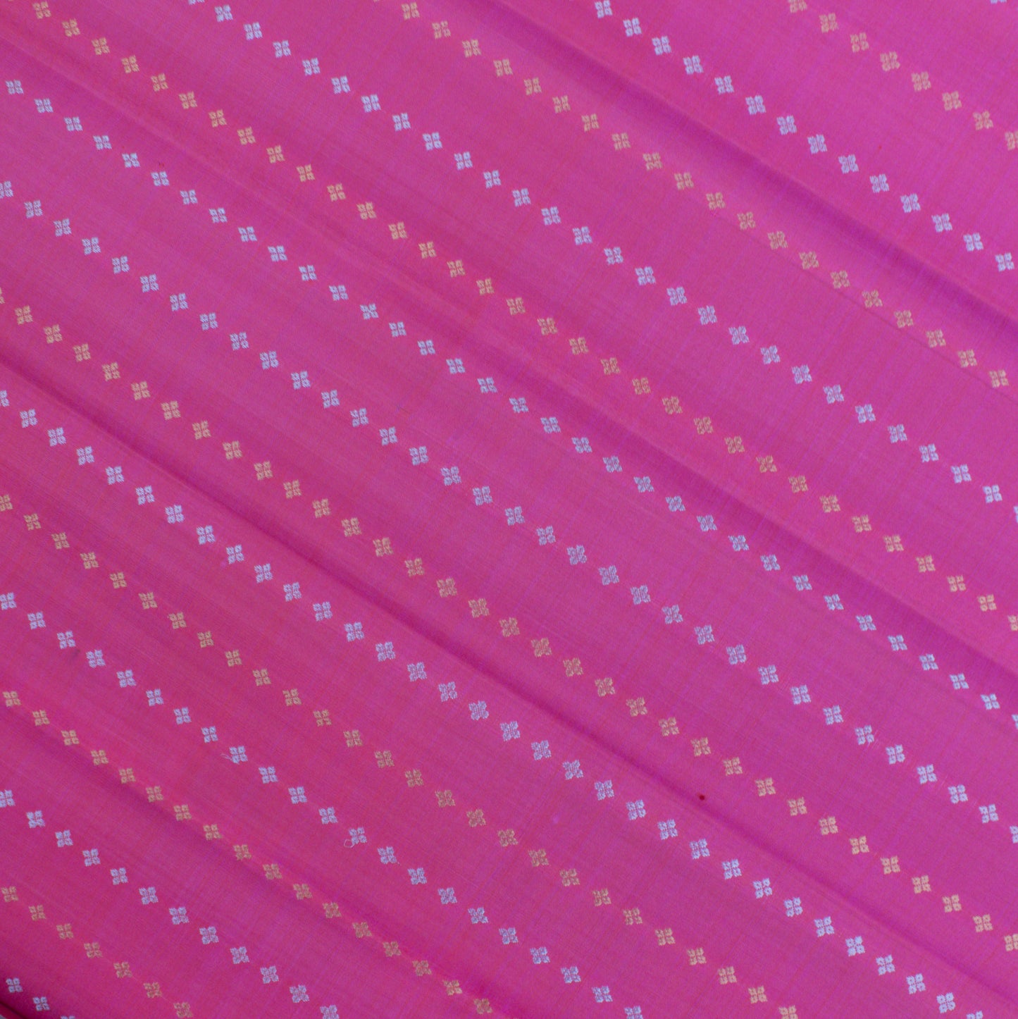 MALLIKARJUNA'S KANCHIVARAM HANDLOOM SILK SAREE - L423