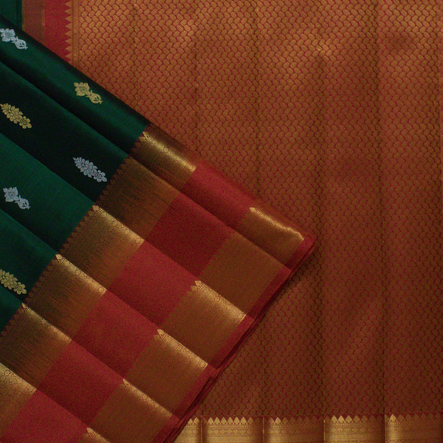 MALLIKARJUNA'S KANCHIVARAM HANDLOOM SILK SAREE - L404