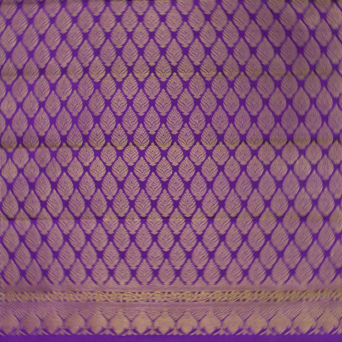 MALLIKARJUNA'S KANCHIVARAM HANDLOOM SILK SAREE - L427