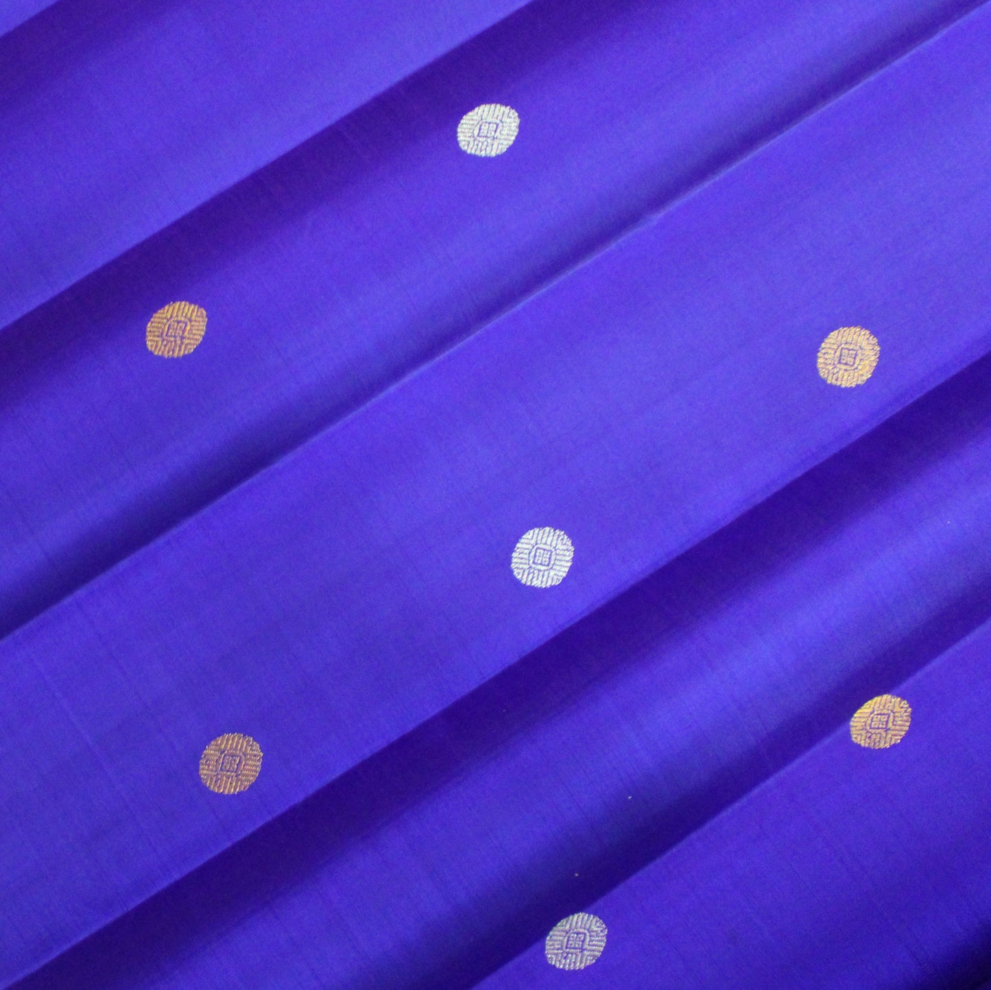 MALLIKARJUNA'S KANCHIVARAM HANDLOOM SILK SAREE - L429