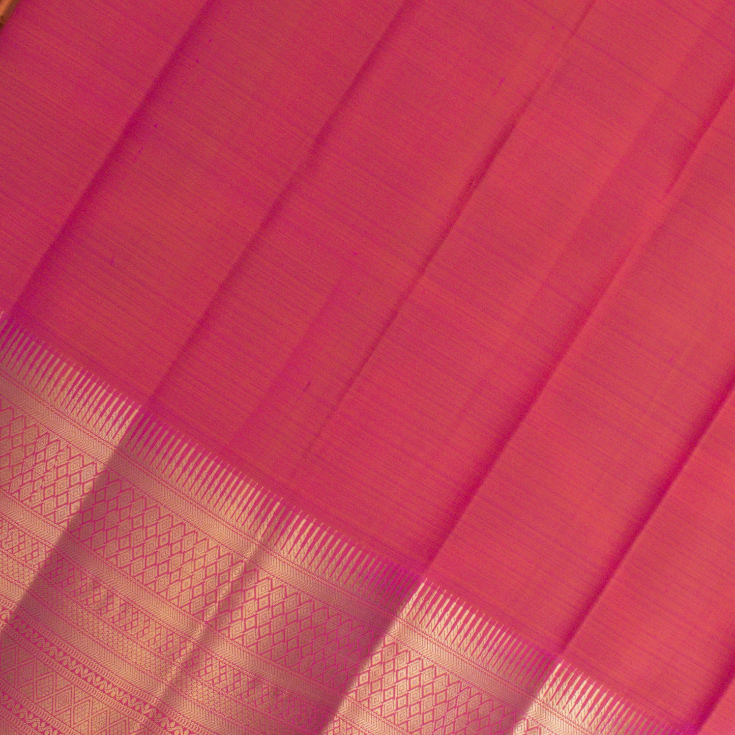 MALLIKARJUNA'S KANCHIVARAM HANDLOOM SILK SAREE-L352