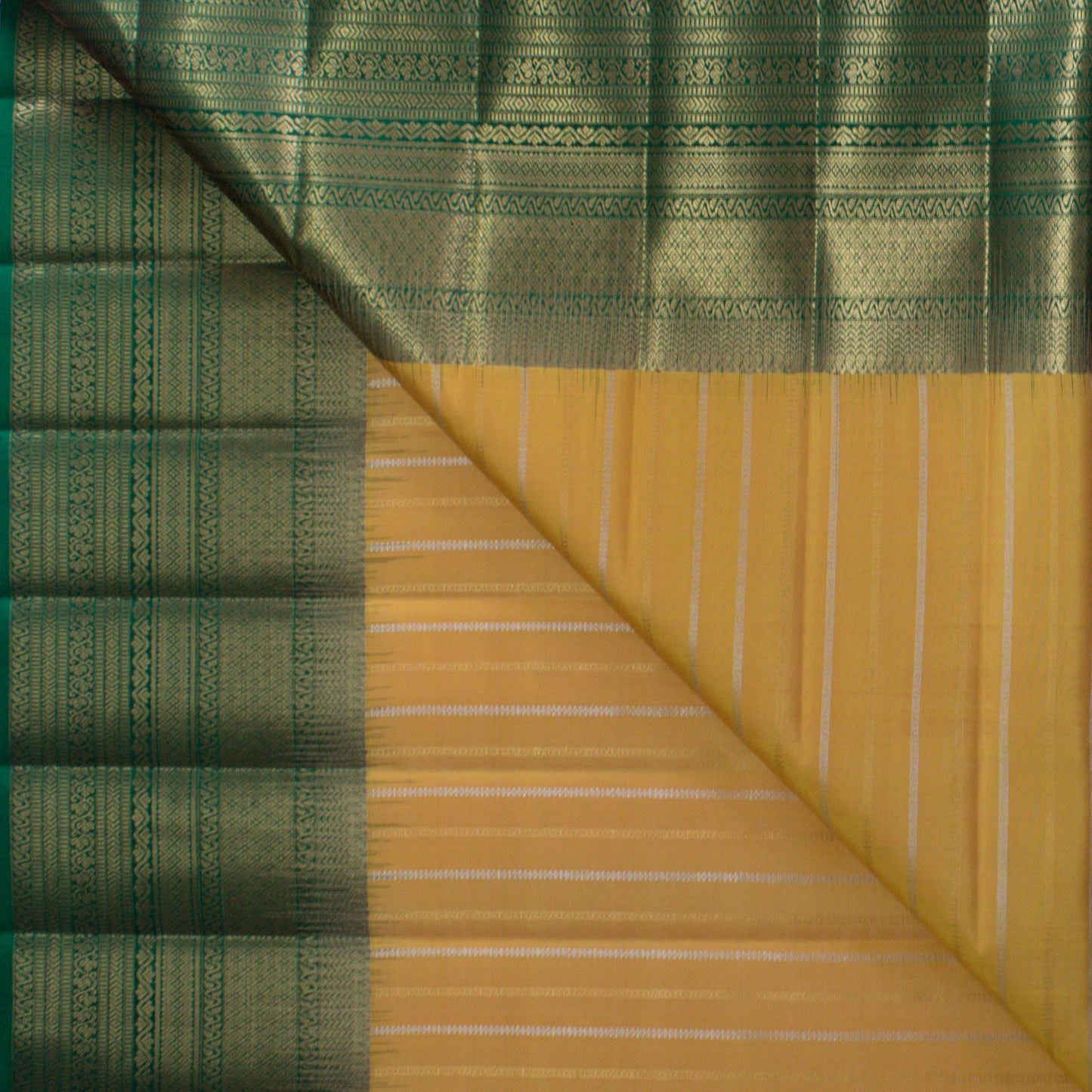 MALLIKARJUNA'S KANCHIVARAM HANDLOOM SILK SAREE - L425