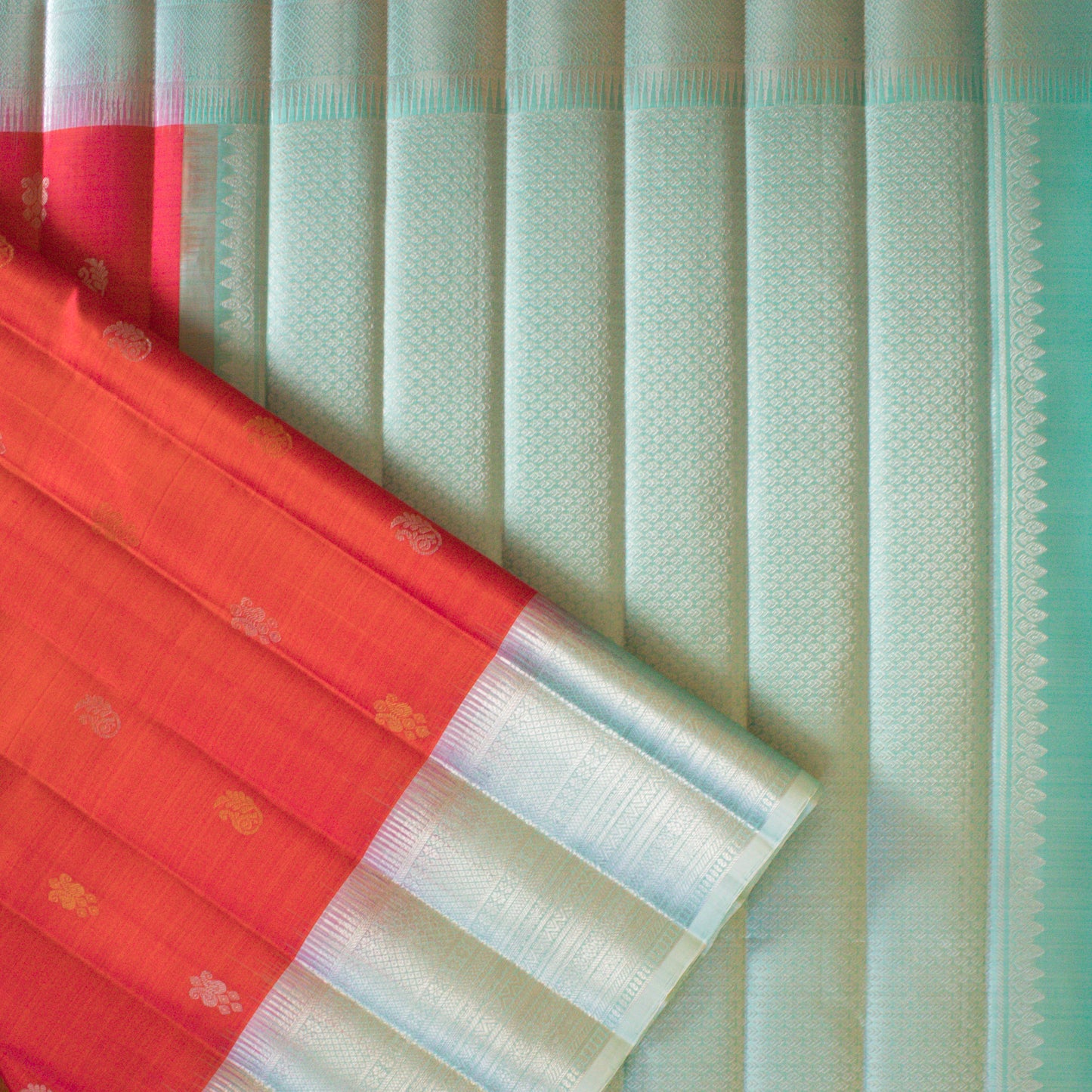 MALLIKARJUNA'S KANCHIVARAM HANDLOOM SILK SAREE-L360