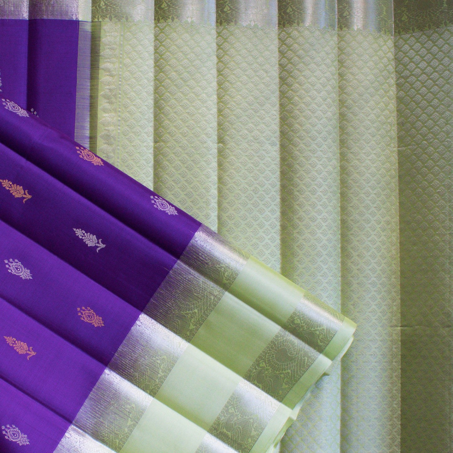 MALLIKARJUNA'S KANCHIVARAM HANDLOOM SILK SAREE-L364