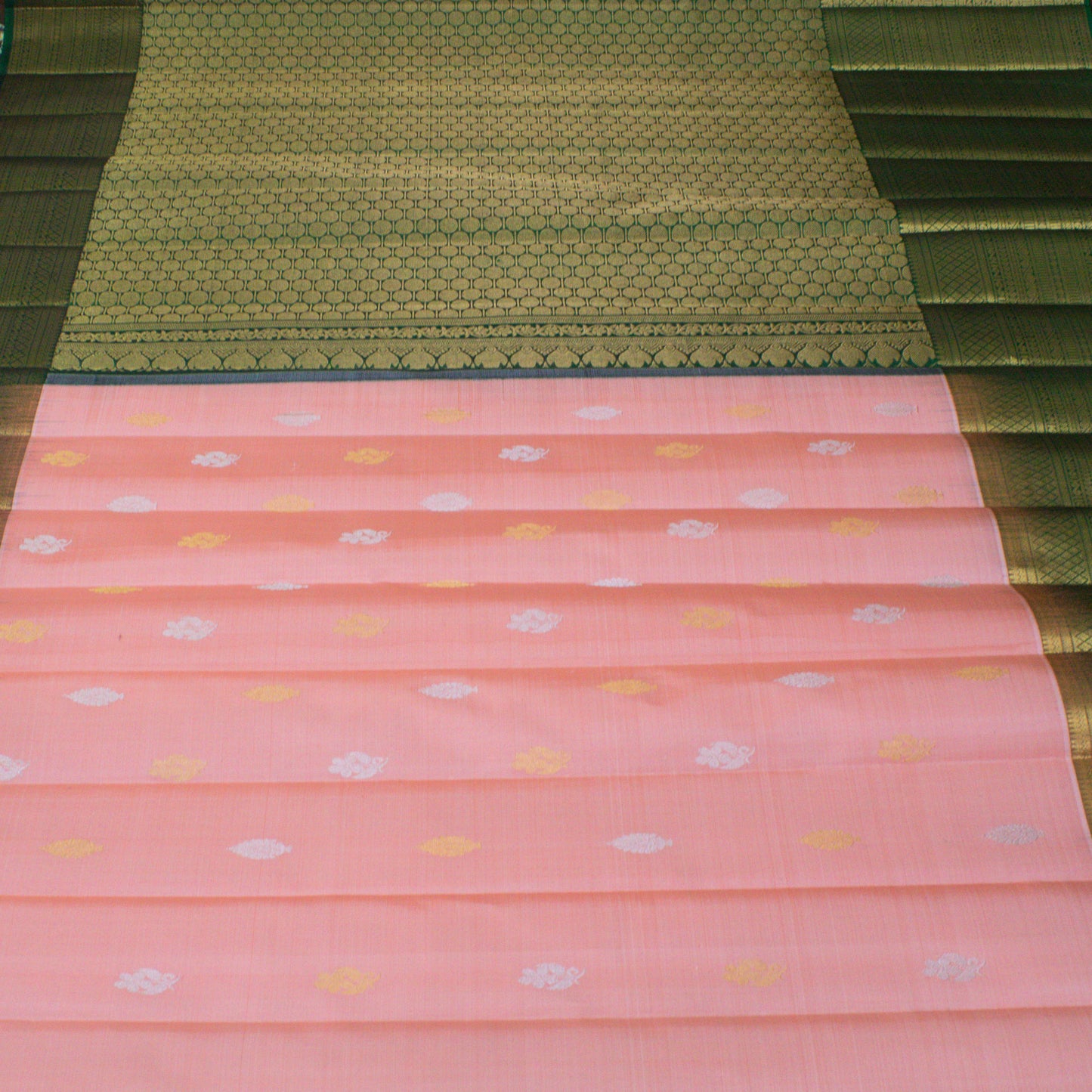 MALLIKARJUNA'S KANCHIVARAM HANDLOOM SILK SAREE - L372