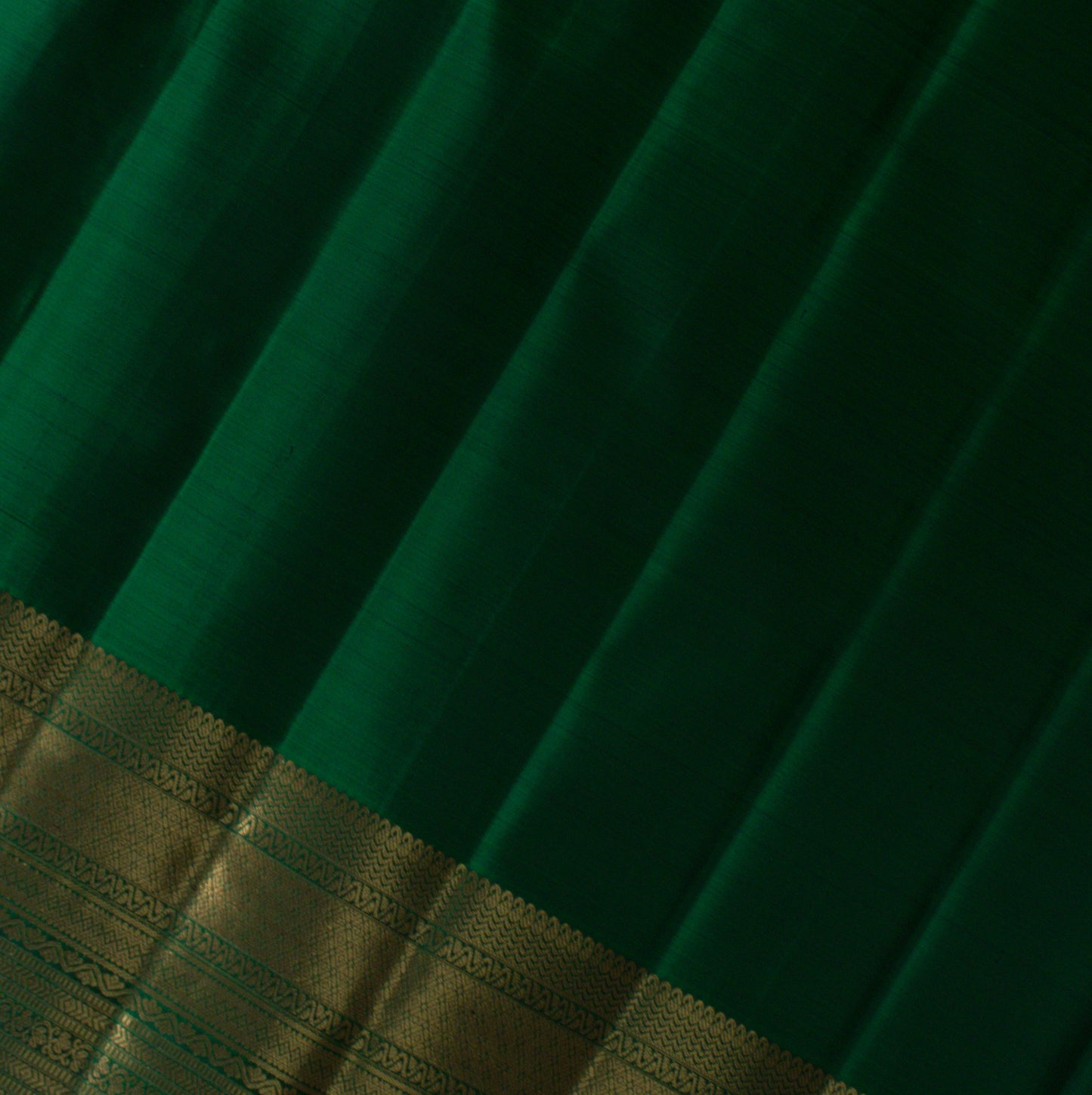 MALLIKARJUNA'S KANCHIVARAM HANDLOOM SILK SAREE - L438