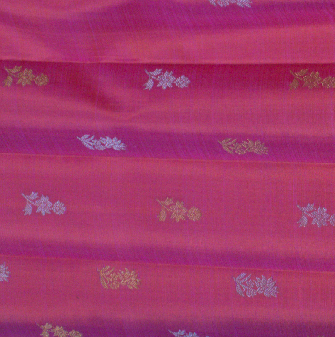 MALLIKARJUNA'S KANCHIVARAM HANDLOOM SILK SAREE - L428