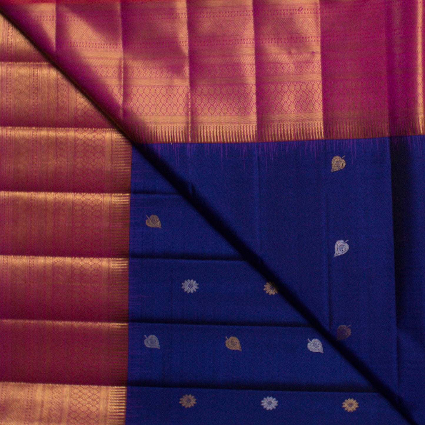 MALLIKARJUNA'S KANCHIVARAM HANDLOOM SILK SAREE - L433