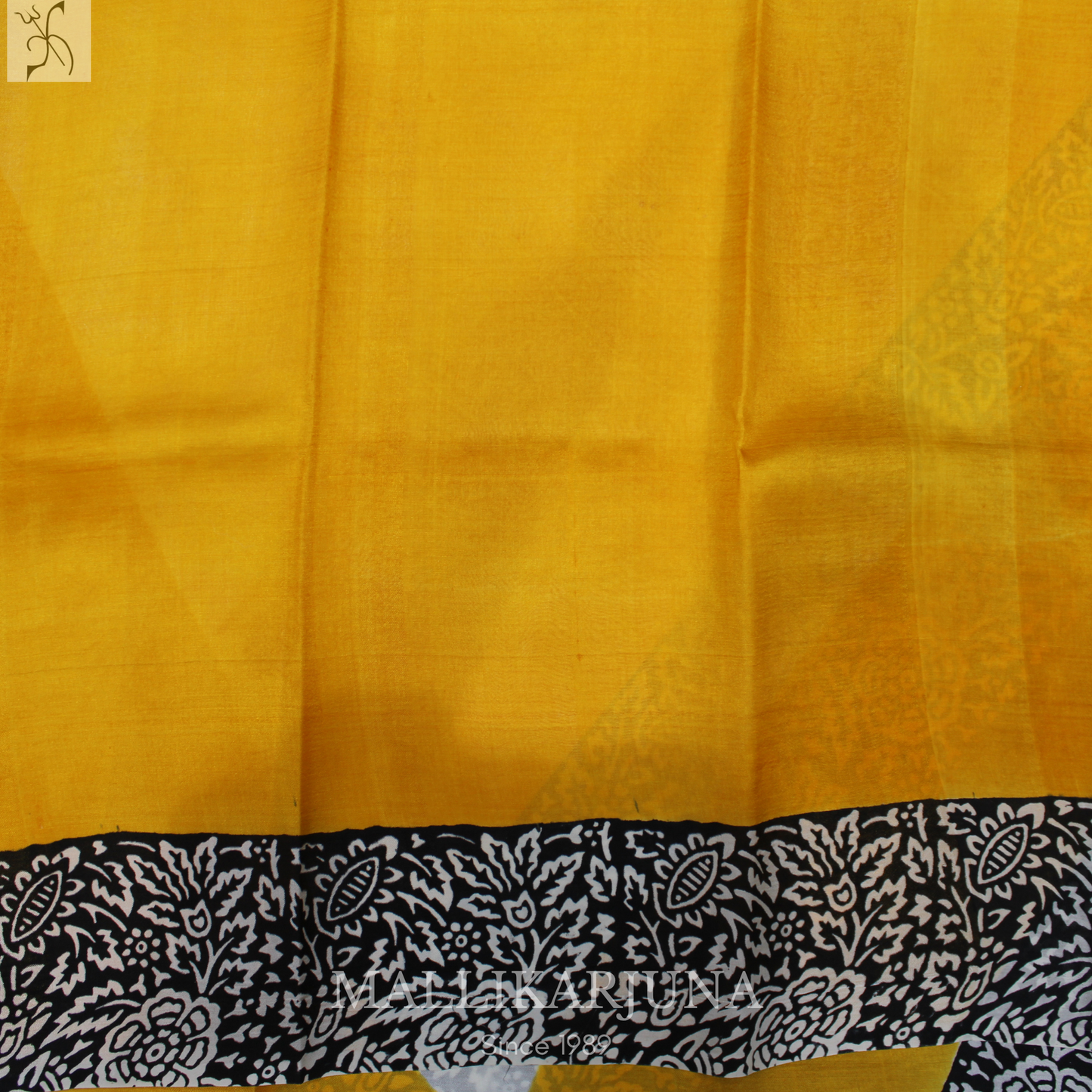 B39.Pure White/Yellow Tussar Silk Saree
