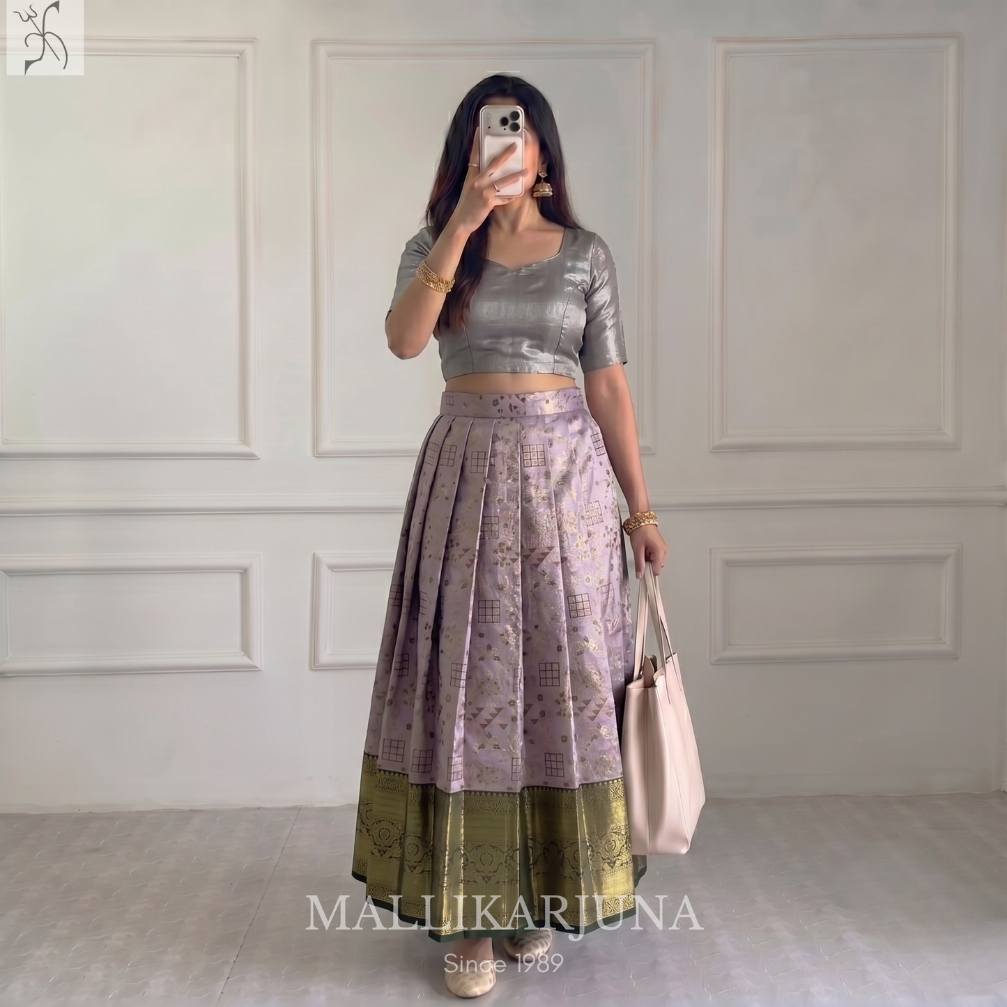 M133 Semi Kanjivaram Tissue Grey(double Shaded) Pattu Pavada