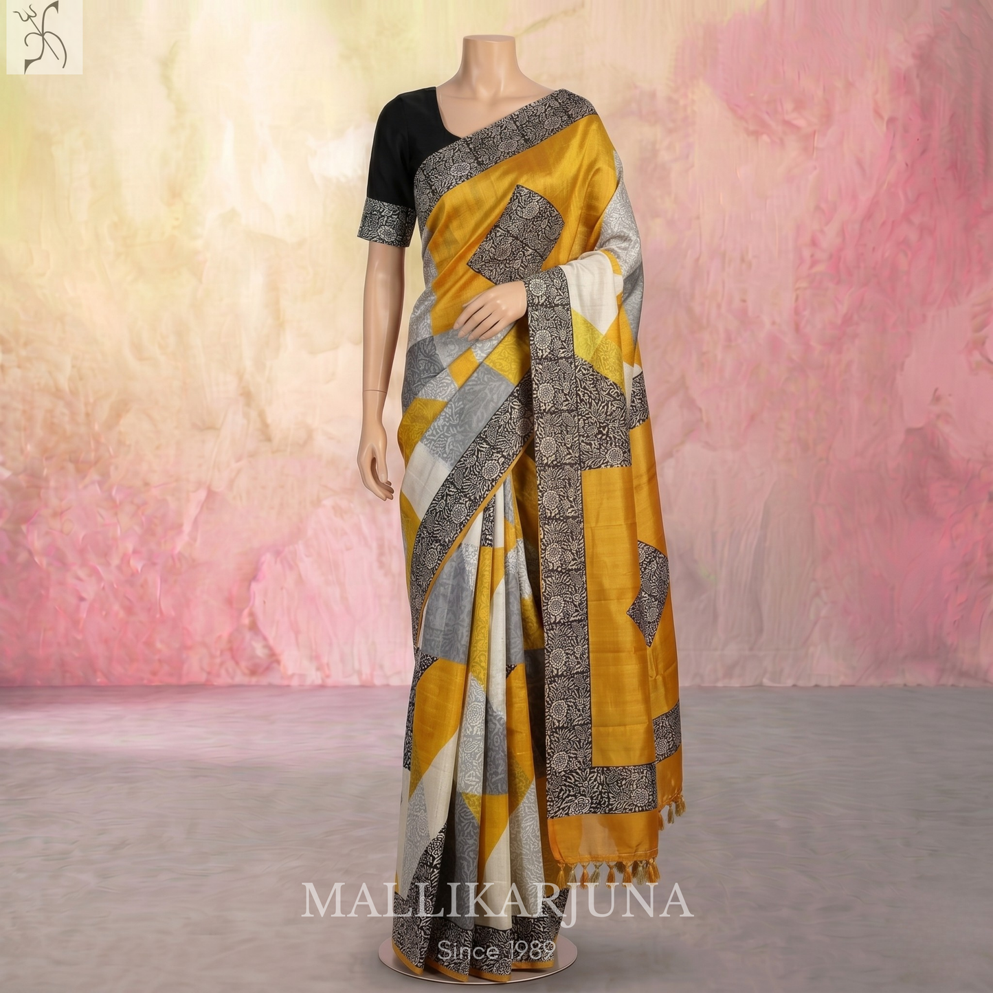 B39.Pure White/Yellow Tussar Silk Saree