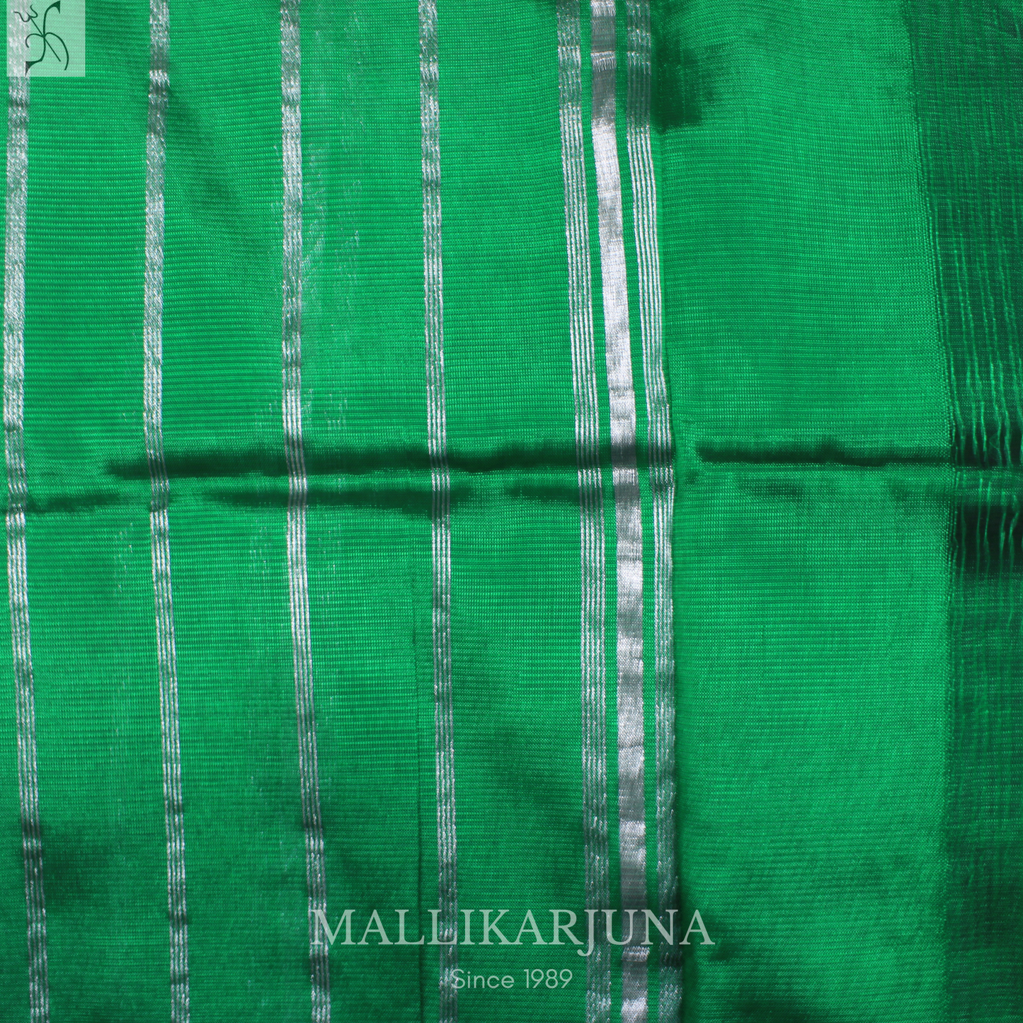 D107  Bottle Green Mangalagiri Saree