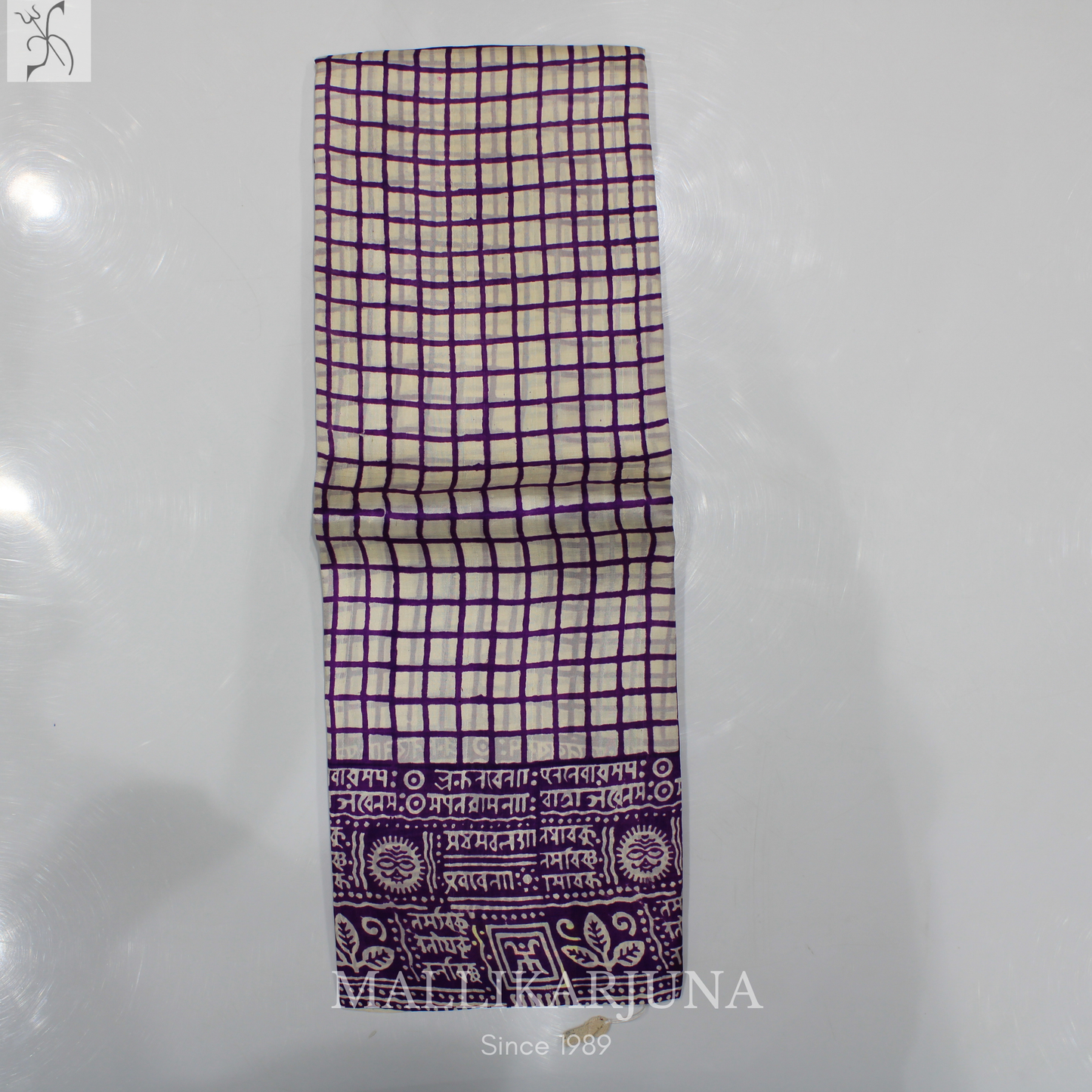 B27. Pure White checks Tussar Silk Saree