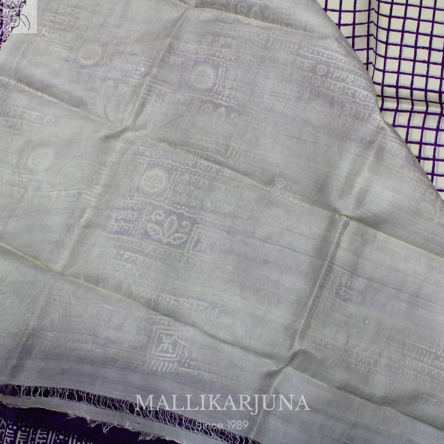 B27. Pure White checks Tussar Silk Saree