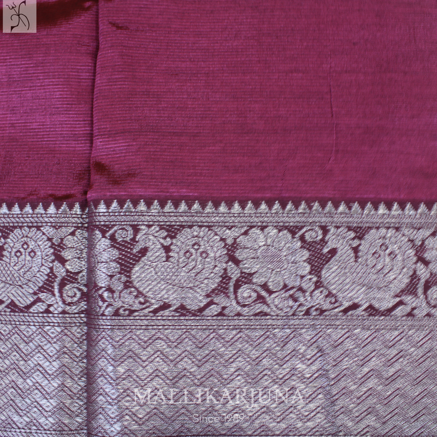 D114  Gajari Mangalagiri Saree