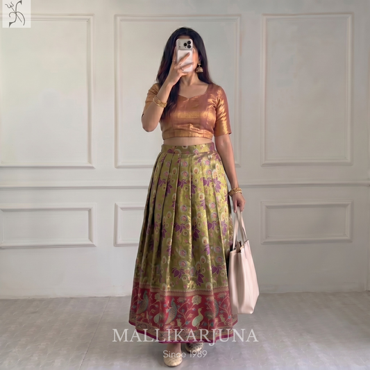 M128 Semi Kanjivaram Tissue Gold Pattu Pavada