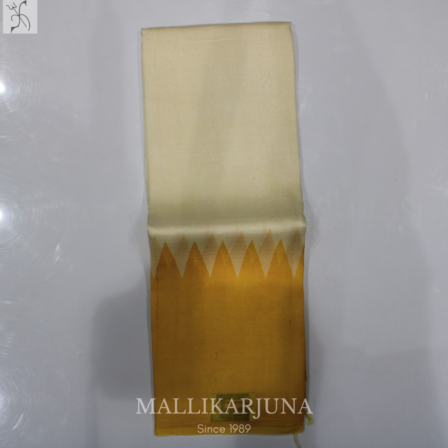 B34.Pure White Tussar Silk Saree