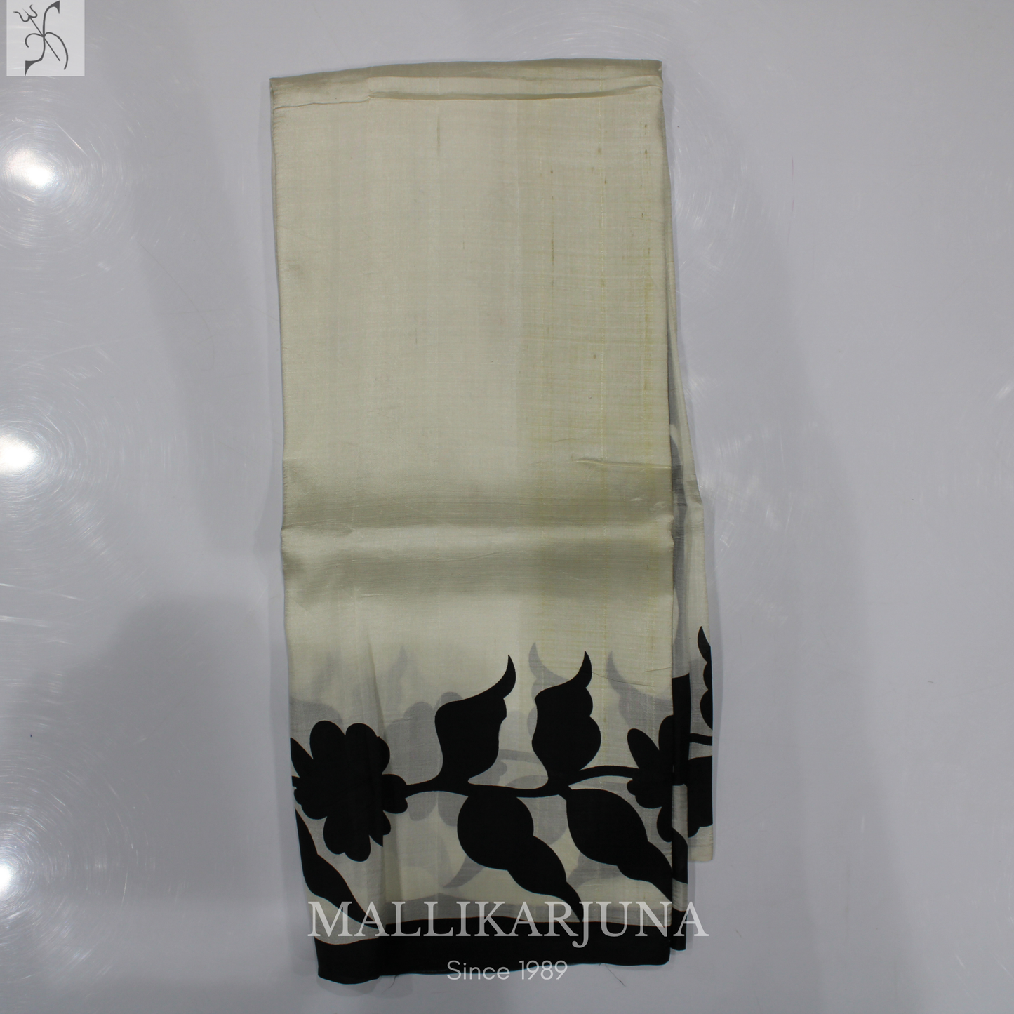 B38.Pure White Tussar Silk Saree