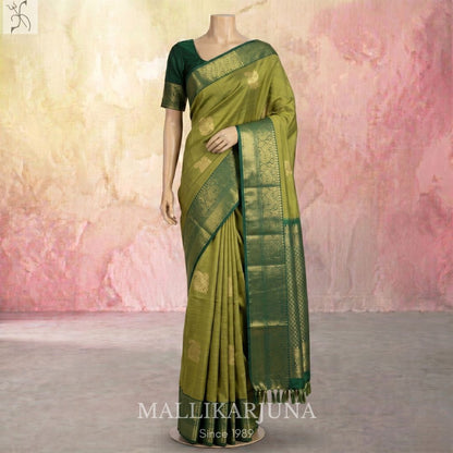 A18.Pure Pesar Green Kanjivaram Butta silk saree